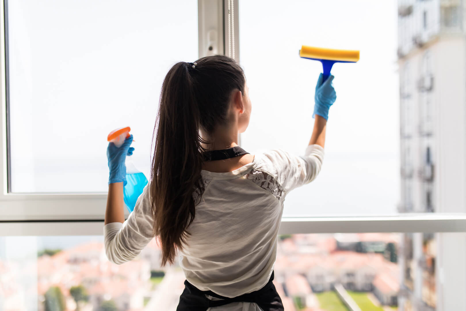 woman-water-person-girl-house-kitchen-1622679-pxhere.com (1)